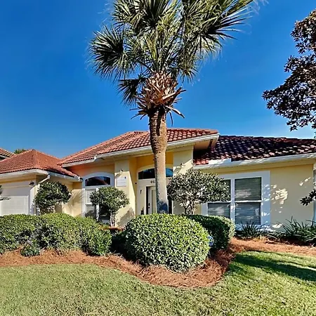 Beach Beauty 4 Bed 3 Bath Home 5 Min Walk To Beach In Gated Community